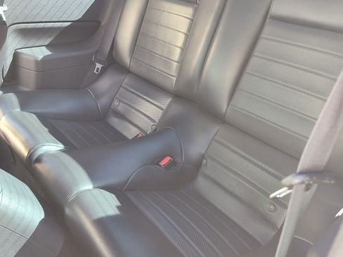 Used 2005 Ford Mustang GT image 14