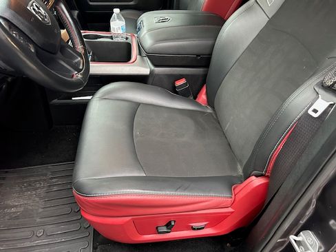 Used 2016 RAM 1500 Rebel w/ Luxury Group image 7