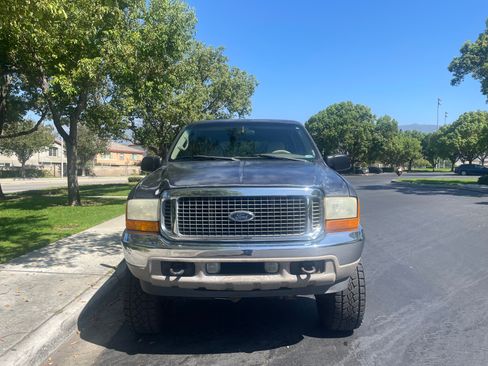 Used 2001 Ford Excursion Limited AWD/4WD image 6