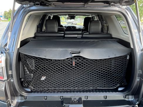 Used 2021 Toyota 4Runner Venture w/ Moonroof Package AWD/4WD image 12