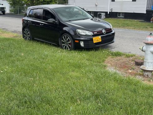 Used 2012 Volkswagen GTI 4-Door FWD image 8