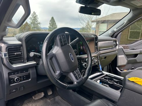 Used 2023 Ford F450 Lariat w/ Lariat Ultimate Package AWD/4WD image 11