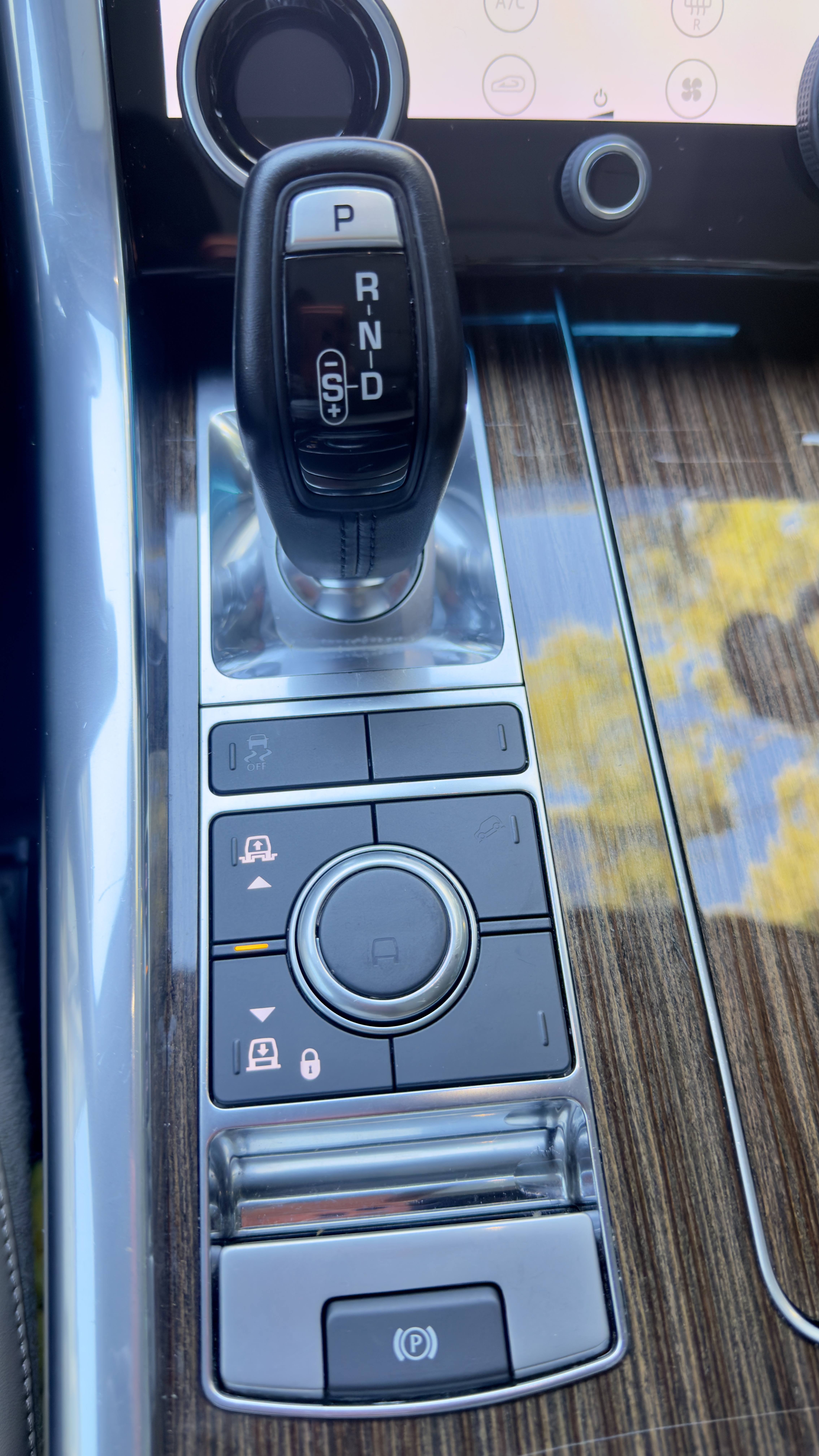 Used 2019 Land Rover Range Rover Sport HSE AWD/4WD image 8