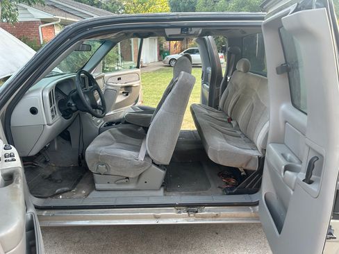 Used 2000 GMC Sierra 1500 2WD Extended Cab image 9