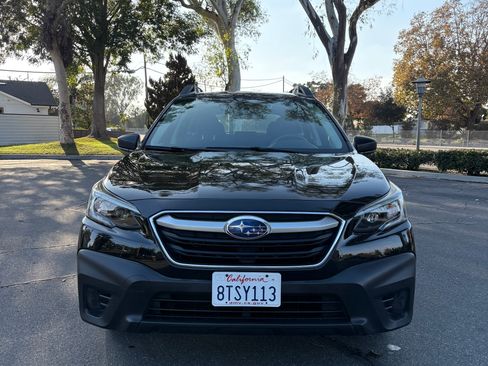 Used 2020 Subaru Outback image 2