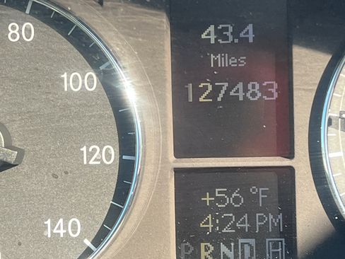 Used 2010 Mercedes-Benz G 550 image 2