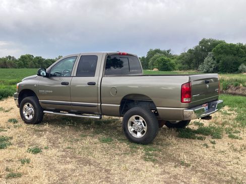 Used 2006 Dodge Ram 2500 Truck SLT w/ Quad Cab Big Horn Value Group AWD/4WD image 8