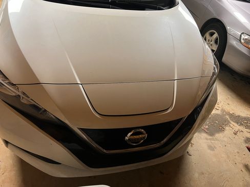 Used 2018 Nissan Leaf SL image 9