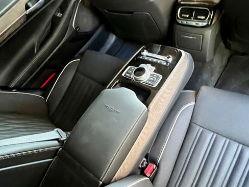 Used 2022 Genesis G90 3.3T Premium image 22