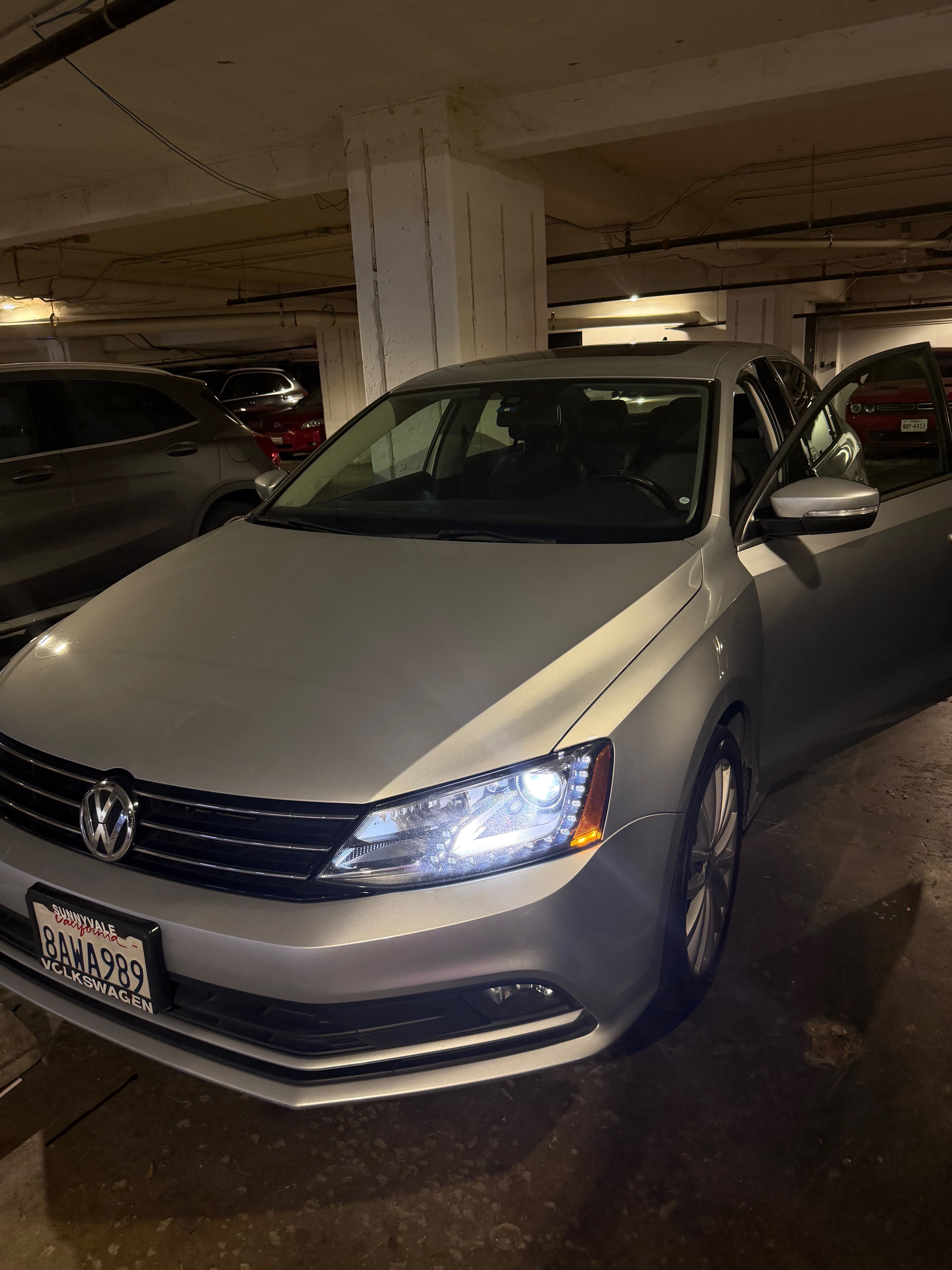 Used 2016 Volkswagen Jetta SEL w/ Lighting Package FWD image 16