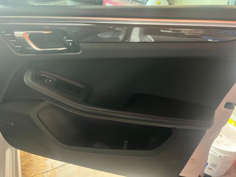 Used 2017 Porsche Macan GTS image 9