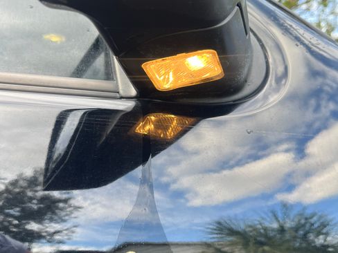 Used 2010 Ford Explorer Sport Trac Limited image 12