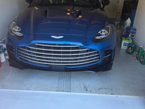 Used 2023 Aston Martin DBX 707 image 27