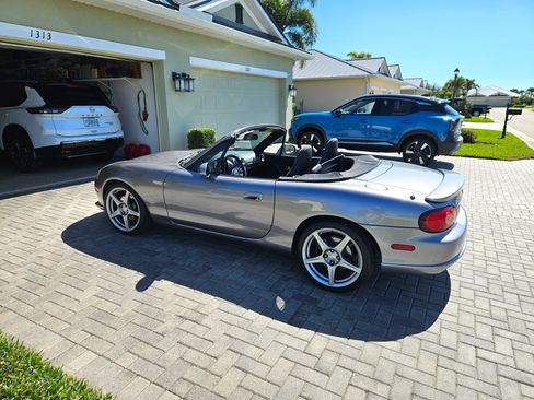 Used 2004 MAZDA MX-5 Miata MAZDASPEED image 5