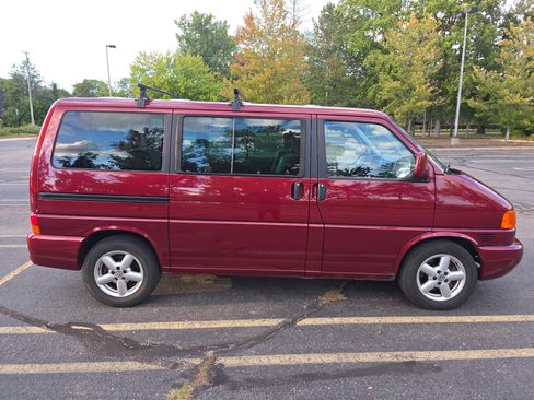 Used 2003 Volkswagen Eurovan MV image 4