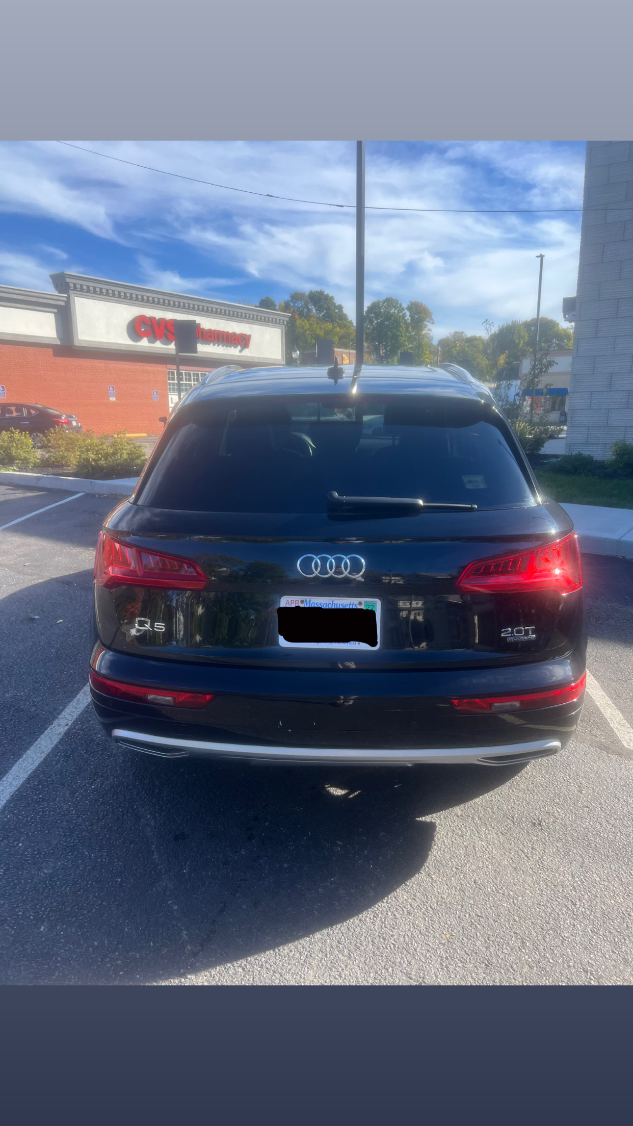 Used 2018 Audi Q5 2.0T Premium Plus w/ Premium Plus Package AWD/4WD image 2