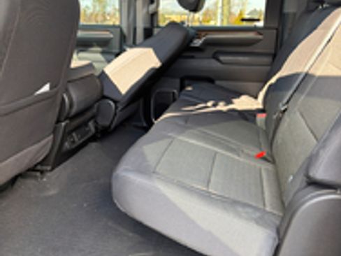 Used 2024 Chevrolet Silverado 2500 LT image 9