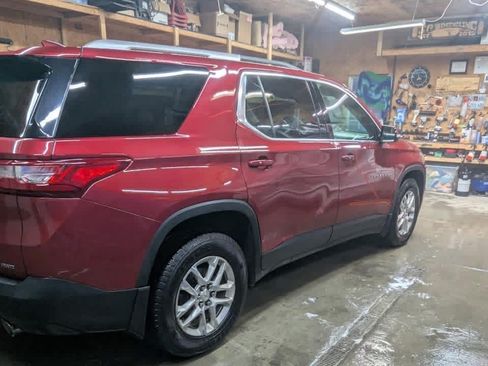 Used 2018 Chevrolet Traverse LT image 5
