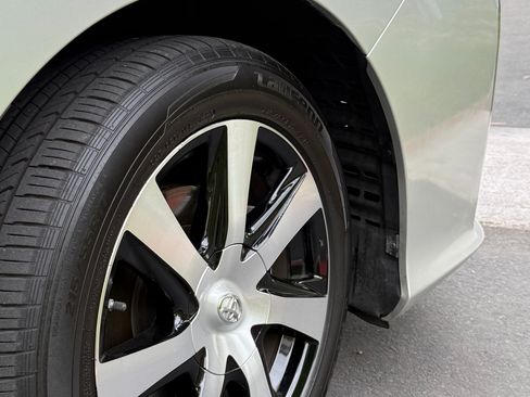 Used 2017 Toyota Mirai FWD image 8