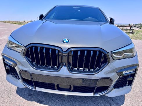 Used 2021 BMW X6 M50i AWD/4WD image 2