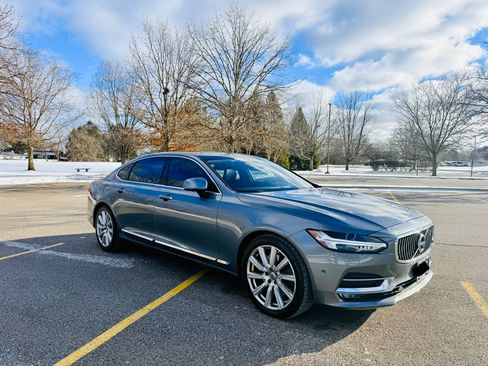 Used 2018 Volvo S90 T6 Inscription w/ Convenience Package image 1