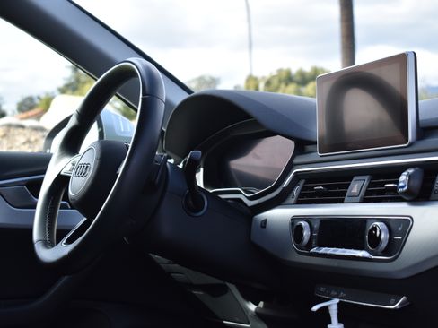 Used 2018 Audi A4 2.0T Ultra Premium image 5