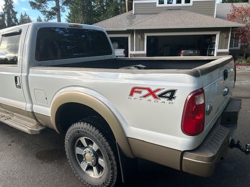 Used 2014 Ford F350 King Ranch w/ King Ranch Package image 4