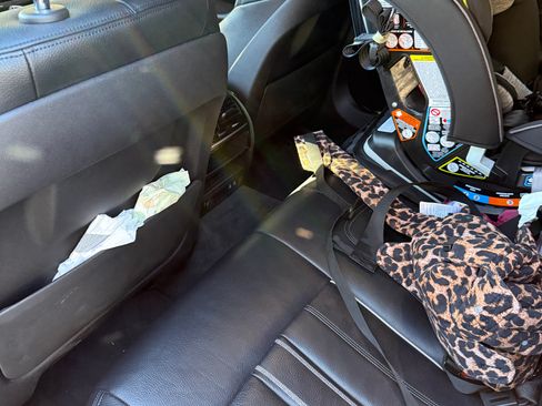 Used 2020 BMW 540i w/ Convenience Package image 5