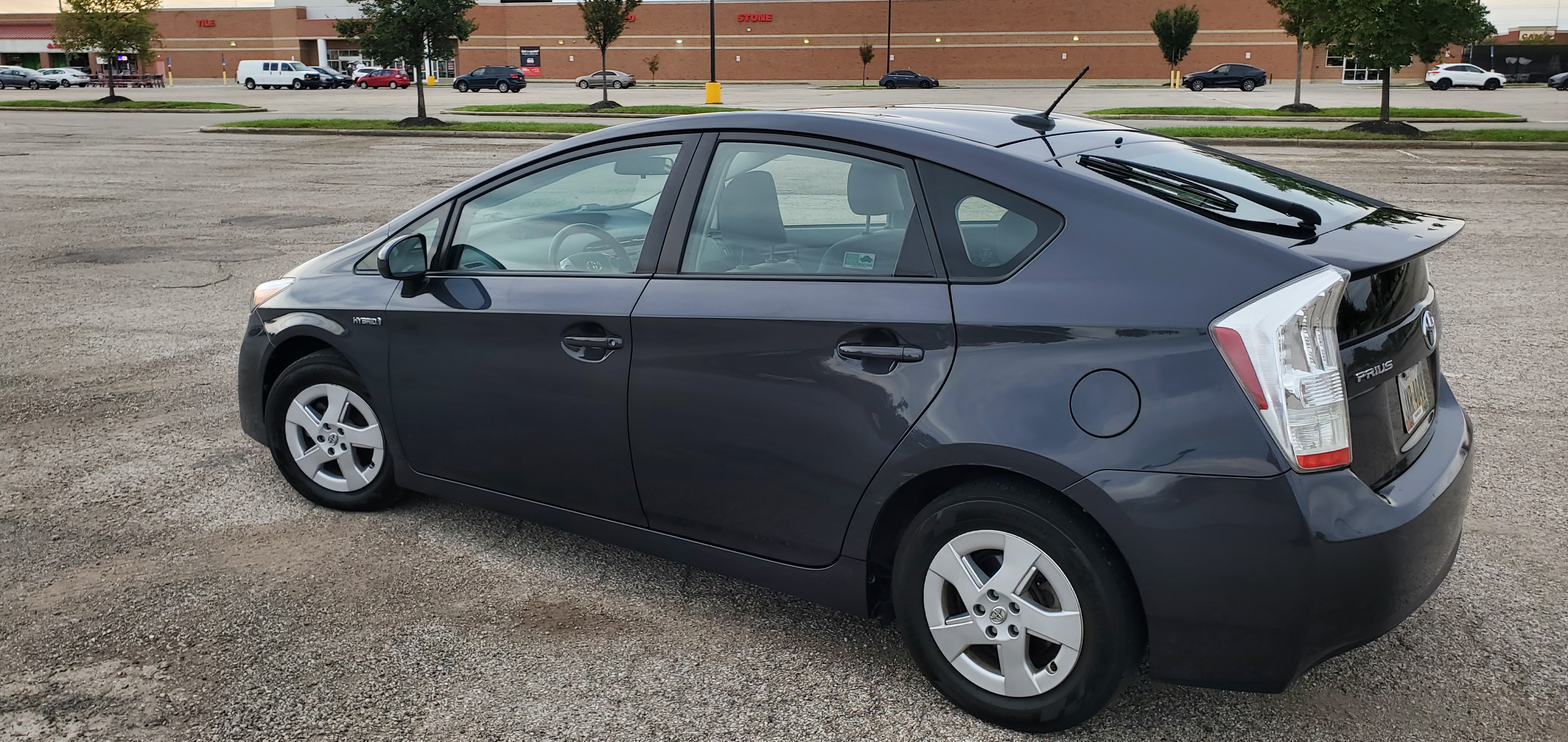 Used 2010 Toyota Prius Two FWD image 1