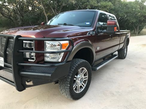 Used 2015 Ford F350 King Ranch image 4