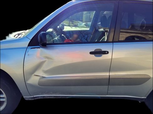 Used 2005 Toyota RAV4 2WD image 9