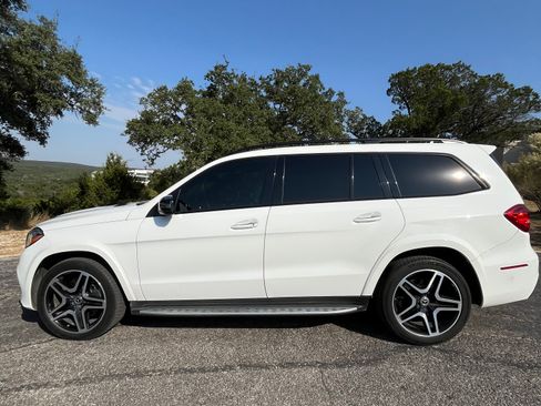 Used 2017 Mercedes-Benz GLS 550 4MATIC image 1