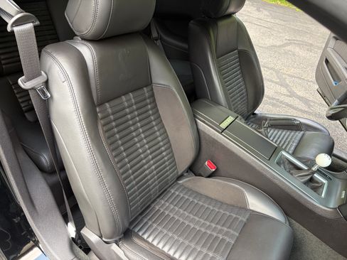 Used 2013 Ford Mustang Shelby GT500 RWD image 15