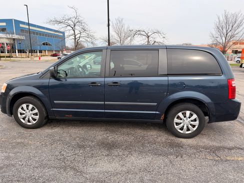 Used 2008 Dodge Grand Caravan SE w/ PWR & Remote Entry Group FWD image 9