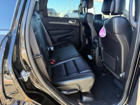 Used 2020 Jeep Grand Cherokee Limited w/ Premium Lighting Group image 14