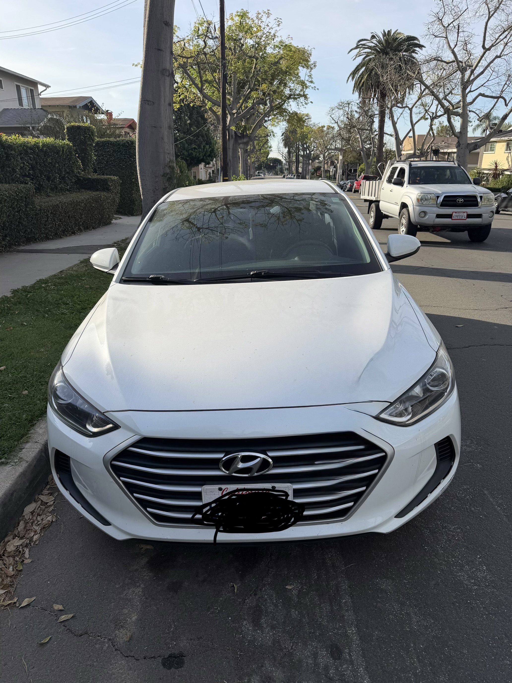 Used 2018 Hyundai Elantra SE FWD image 4