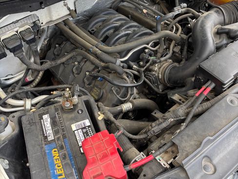 Used 2014 Ford F150 Lariat w/ Equipment Group 502A Luxury image 12