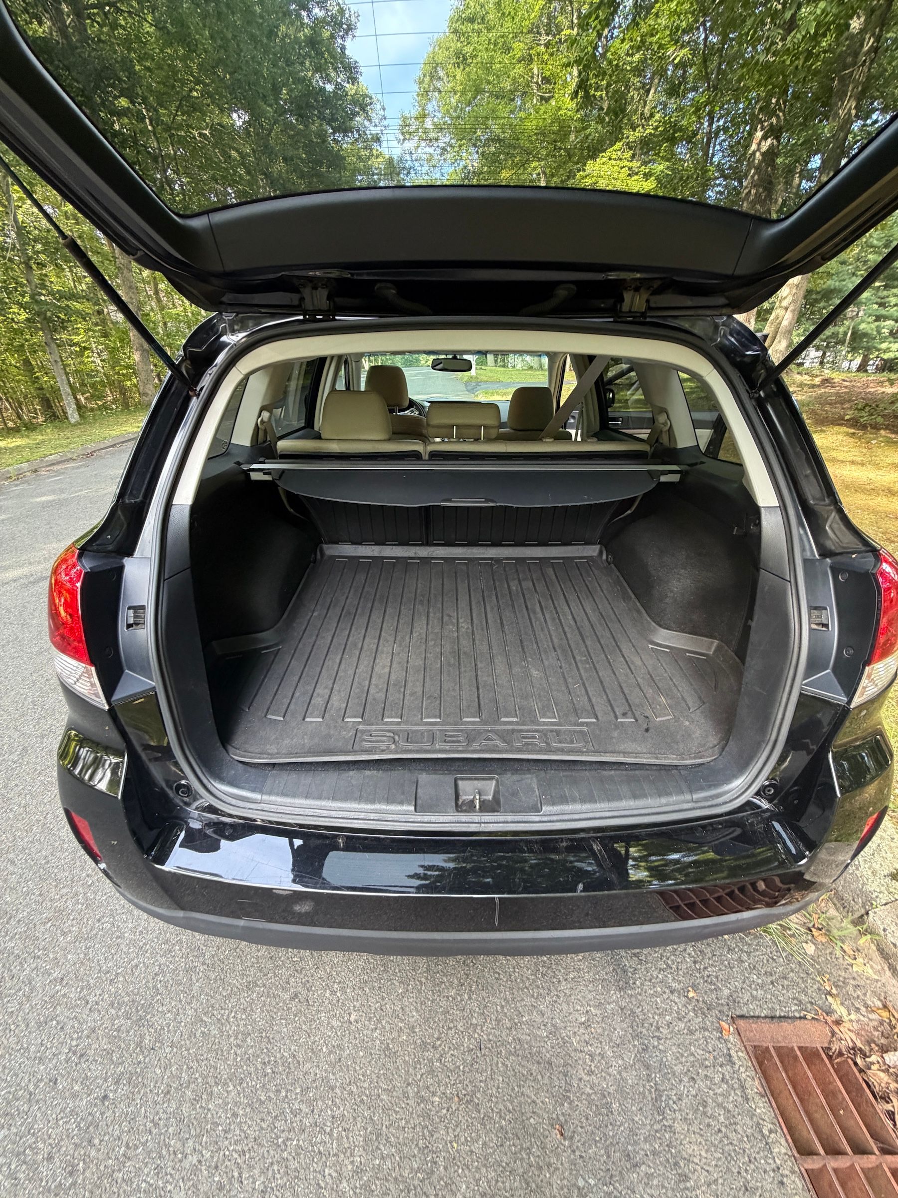 Used 2014 Subaru Outback 2.5i Limited AWD/4WD image 5