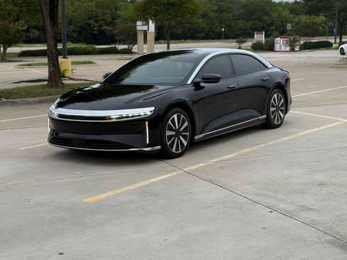 Used 2024 Lucid Air Touring image 18