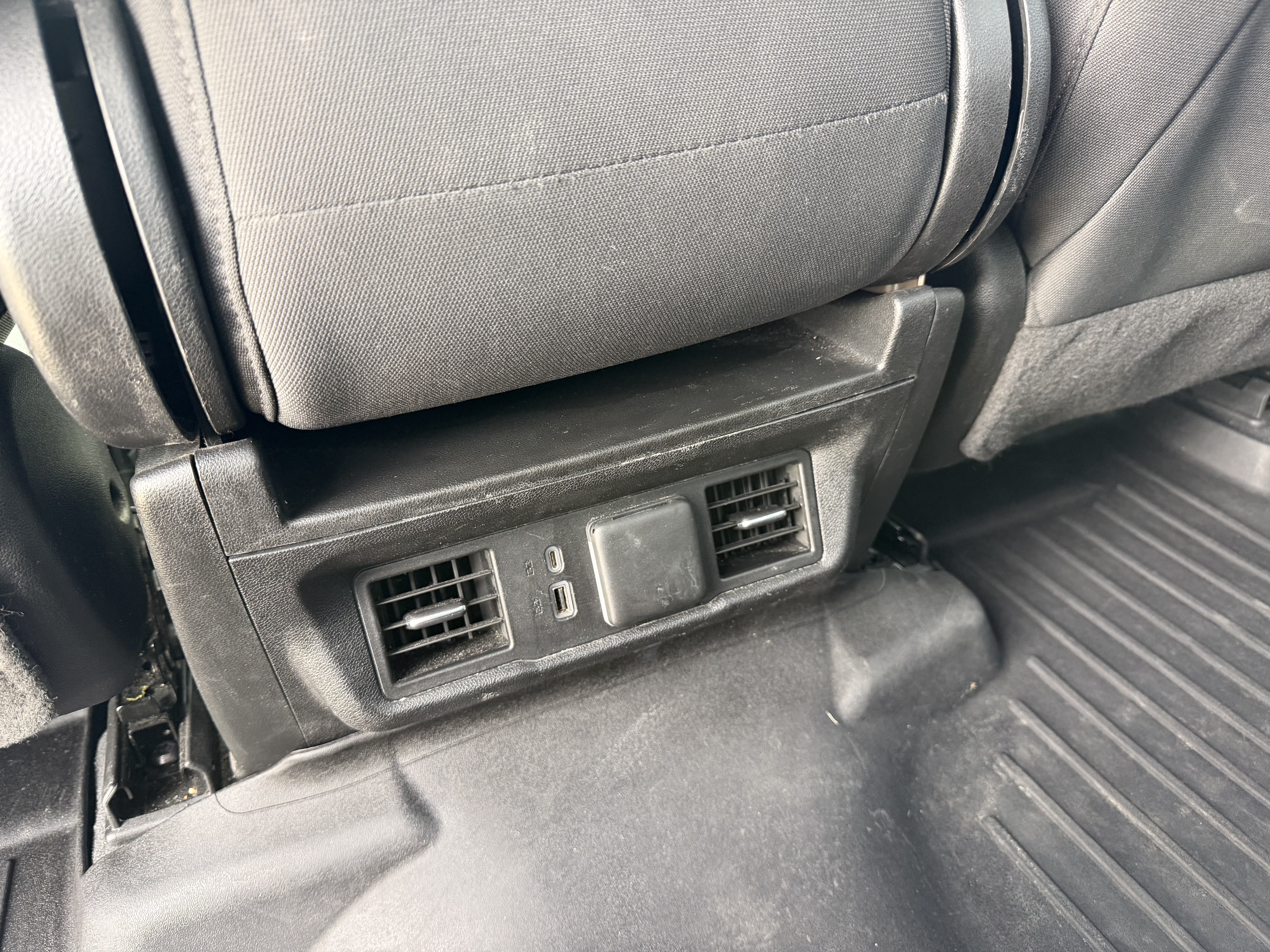 Used 2023 GMC Sierra 1500 Elevation AWD/4WD image 10