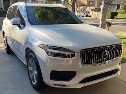 Used 2022 Volvo XC90 T5 Momentum w/ Protection Package Premier
