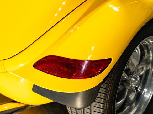 Used 1999 Plymouth Prowler image 18