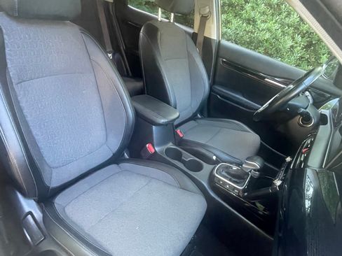 Used 2024 Kia Seltos S AWD/4WD image 8
