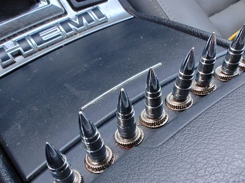 Used 2005 Dodge Magnum R/T w/ Convenience Group II image 22