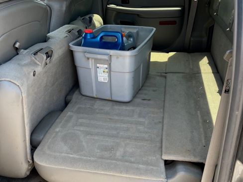 Used 2006 GMC Sierra 2500 SLT w/ Heavy-Duty Power Package image 6