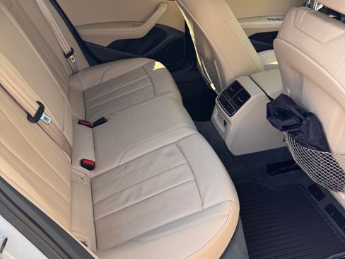 Used 2019 Audi A4 2.0T allroad Premium Plus AWD/4WD image 22