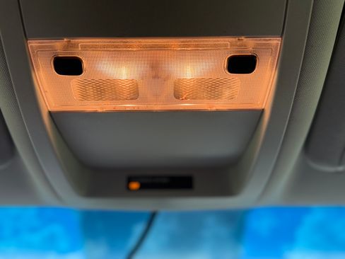 Used 2011 Chevrolet Tahoe LS image 21