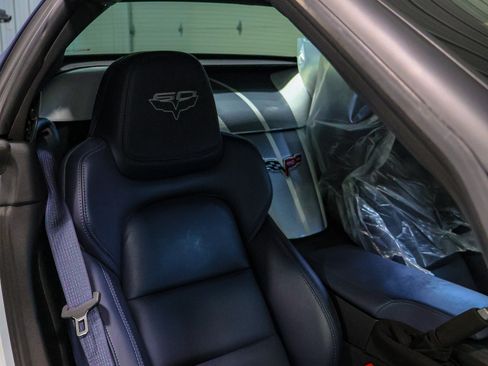 Used 2013 Chevrolet Corvette 427 w/ 1SC Preferred Equipment Group image 6