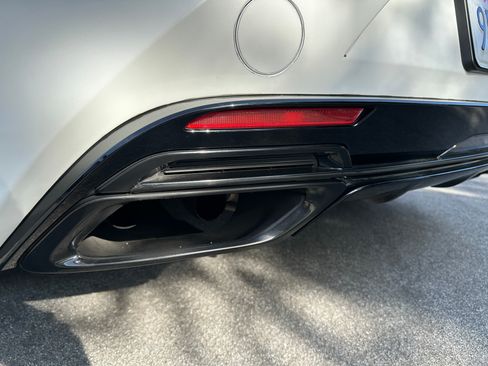 Used 2022 Lexus LC 500 Convertible image 29