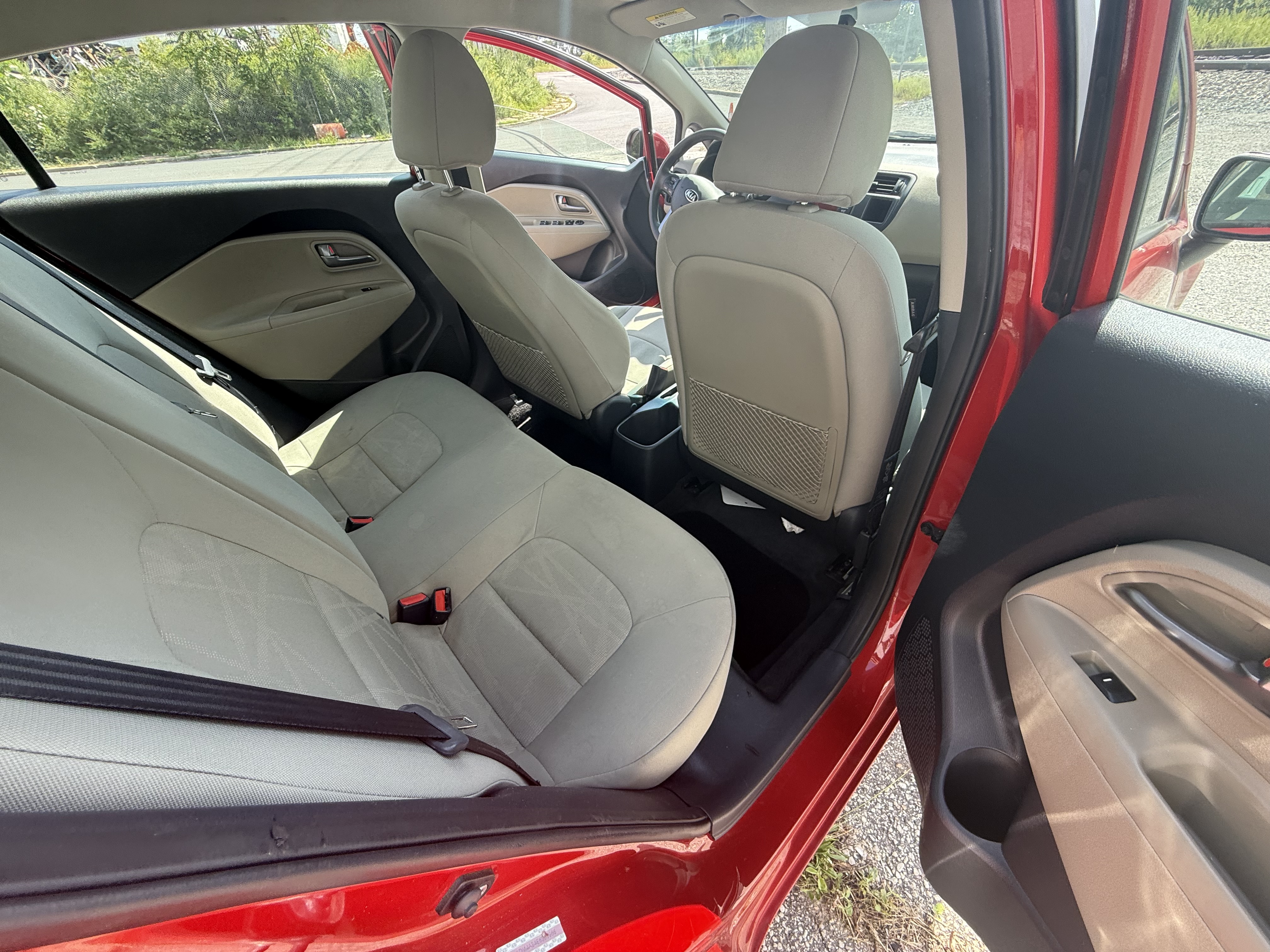 Used 2014 Kia Rio LX w/ Power Package FWD image 17